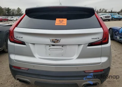 2020 Cadillac Xt4 Premium Luxury z USA, uszkodzony, nr VIN 1GYFZCR44LF099246